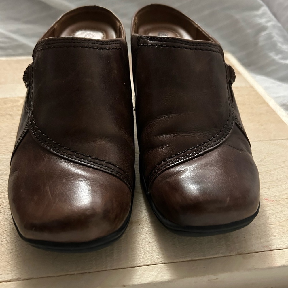 EARTH SPIRIT Classics Women's Brown Leather Emma Clogs Mules Heel Shoes Size 7.5